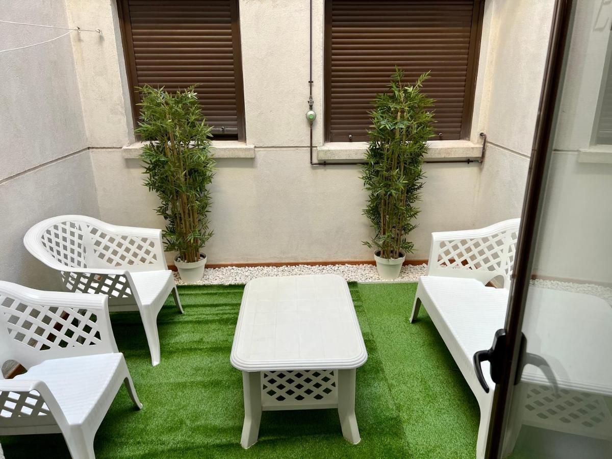 Apartamento Eucalipto Apartman Sotillo de la Adrada Kültér fotó
